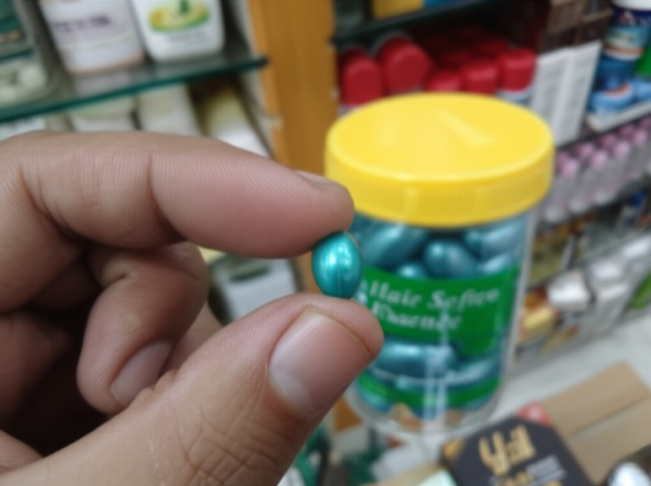 Hair Soften Essence Capsules – 60 Softgel Capsules For Nourishing, Hydrating & Softening All Hair Types