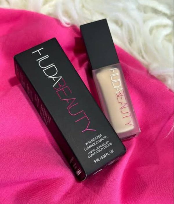 Huda Beauty Makeup Original Foundation