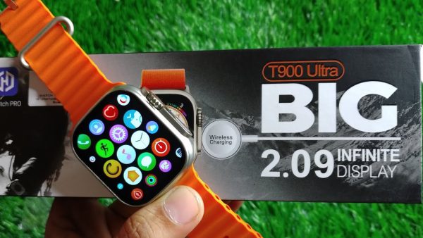 Bluetooth calling and messaging fitness tracker Health tracker Bp monitor and footstep counter games and calendar entertainment